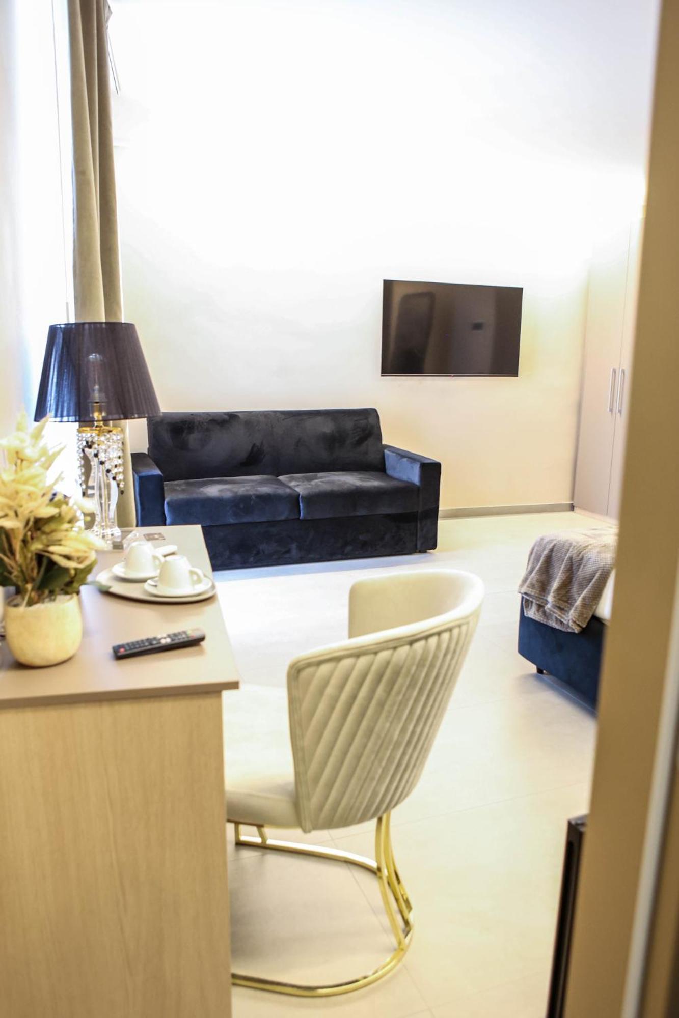 B&B Suites&Rooms Piazza Dei Martiri Катания Екстериор снимка