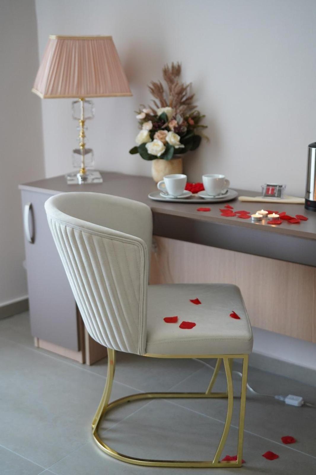 B&B Suites&Rooms Piazza Dei Martiri Катания Екстериор снимка